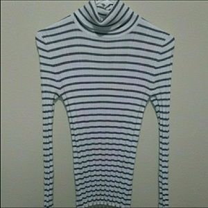 Long Sleeve Turtleneck